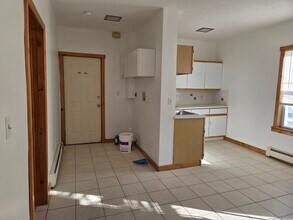 5 Massasoit Rd in Worcester, MA - Building Photo - Building Photo