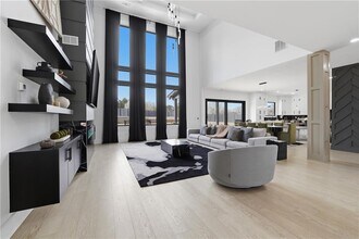 556 Versailles Dr in Auburn, GA - Building Photo - Building Photo