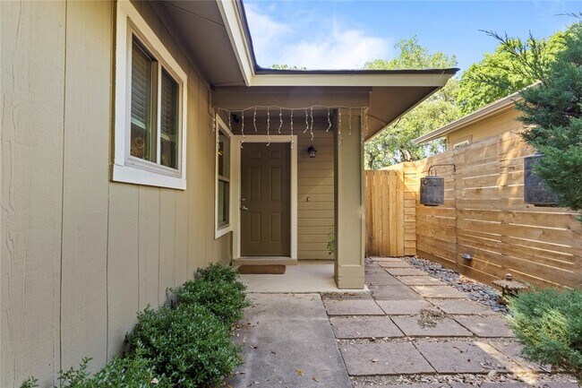 property at 5606 Shreveport Dr