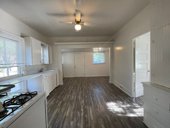 property at 829 15th St