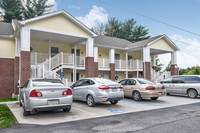 Chelsea Greene in Shinnston, WV - Foto de edificio - Building Photo