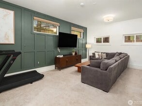 13432 123rd Ave NE, Unit 319 in Kirkland, WA - Building Photo - Building Photo