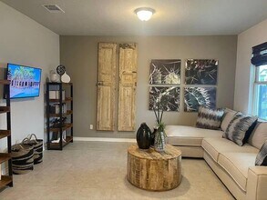 2545 Pecan Island Dr in Leander, TX - Building Photo - Building Photo
