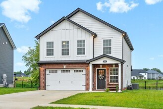 508 Castle Pinckney Ln in Clarksville, TN - Building Photo - Building Photo