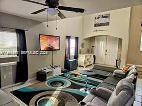 165 NE 32nd Terrace in Homestead, FL - Building Photo - Building Photo