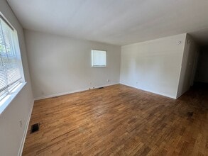 942 W 33rd St in Indianapolis, IN - Building Photo - Building Photo