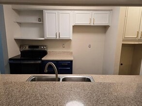 2015 Warnford Pl in Arlington, TX - Building Photo - Building Photo