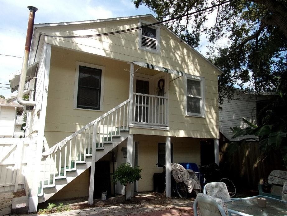 235 7th Ave N in St. Petersburg, FL - Building Photo