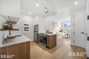 953 Dean St, Unit 724 in Brooklyn, NY - Building Photo