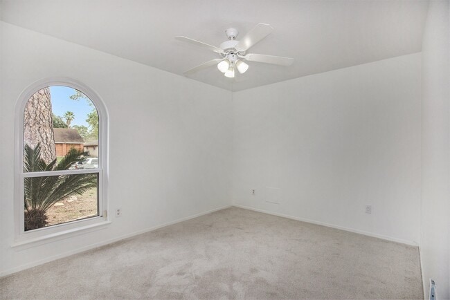 property at 22515 Colonialgate Dr