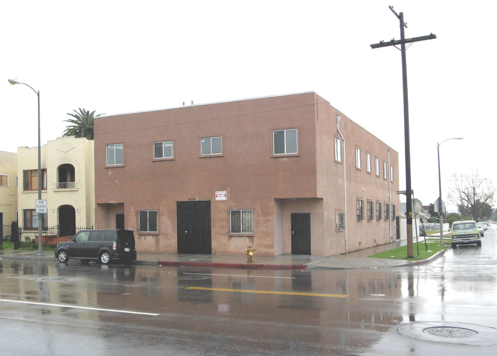 4501 S Normandie Ave in Los Angeles, CA - Building Photo