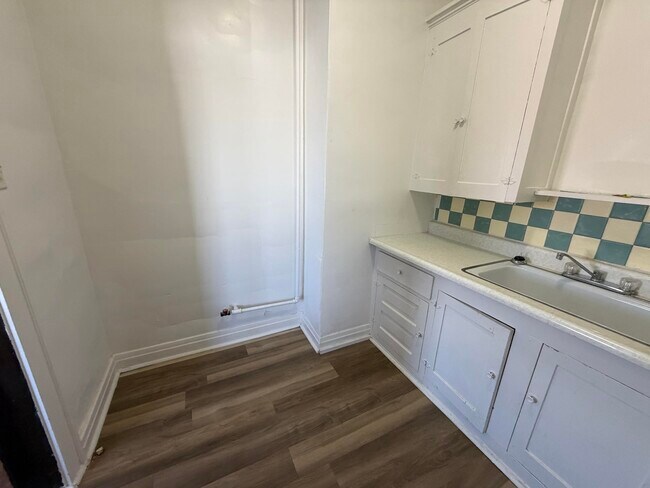 308.5 S Walnut St in Danville, IL - Building Photo - Building Photo