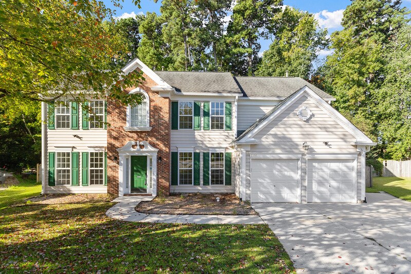 2507 Dawn Ridge Ct in Apex, NC - Building Photo