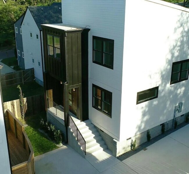 property at 1103B Cecilia Ave