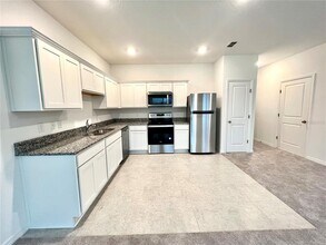 1105 Merrill St in Davenport, FL - Building Photo - Building Photo