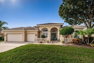 1203 Hagen Dr in Trinity, FL - Building Photo