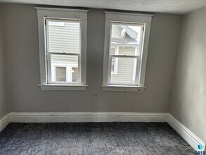 714 S 1st Ave in Sioux Falls, SD - Building Photo - Building Photo