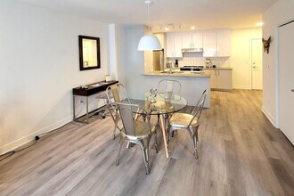 3000 Av. Colomb in Brossard, QC - Building Photo - Building Photo