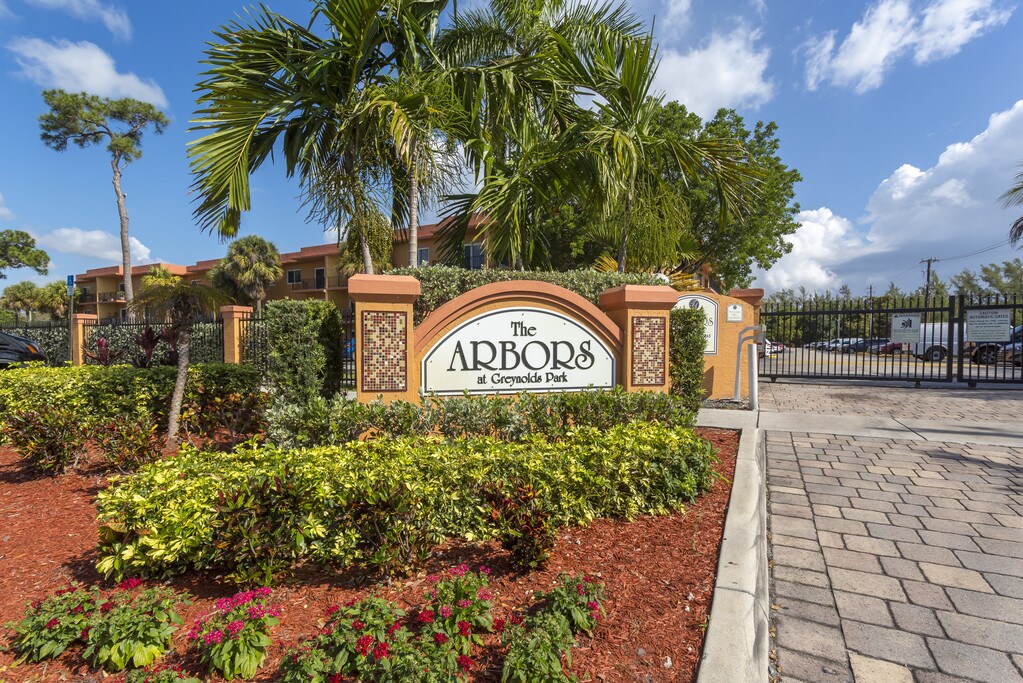 Arbors Aventura North Miami Beach, FL Apartments
