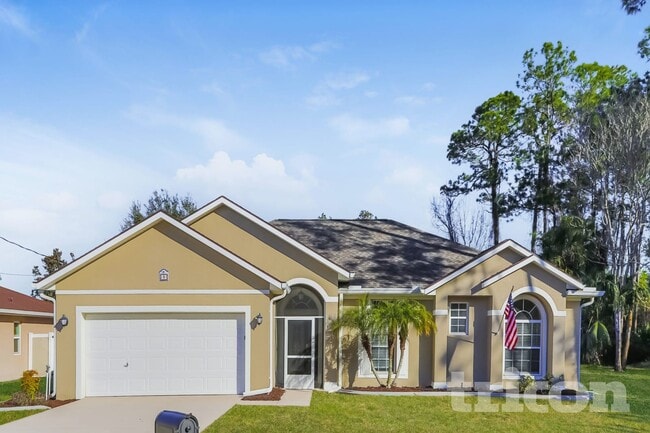 property at 9 Point Pl