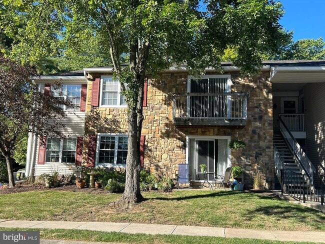 property at 35 Coral Tree Ct