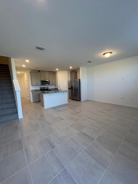 16439 Happy Eagle Dr in Clermont, FL - Foto de edificio - Building Photo