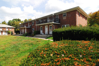 1177 Union Valley Rd in West Milford, NJ - Building Photo - Building Photo