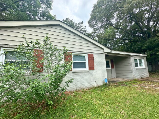 4077 S Lancewood Dr in Mobile, AL - Building Photo - Building Photo