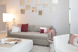 485 Brickell Ave in Miami, FL - Building Photo - Building Photo