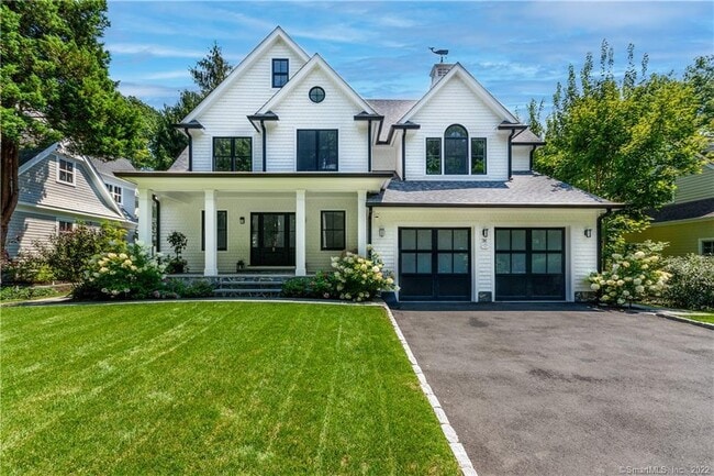31 Hazel St in Darien, CT - Building Photo - Building Photo