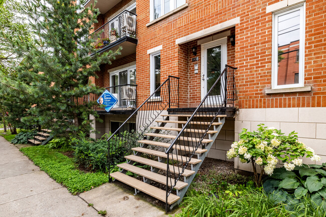 1920-1930 Alexandre-Desève Rue in Montréal, QC - Building Photo - Building Photo