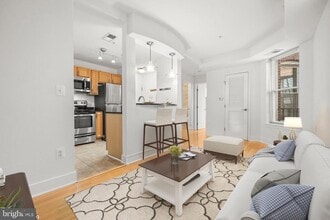 1106 Columbia Rd NW in Washington, DC - Building Photo - Building Photo