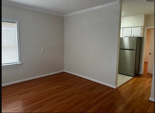 2530 Fairfax Dr, Unit A in Arlington, VA - Building Photo - Building Photo