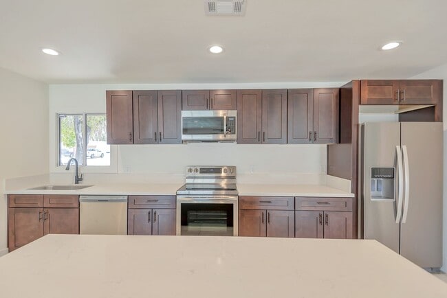 property at 1024 E Riviera Dr