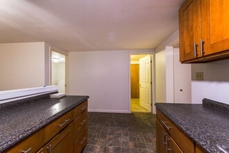 6535 35th Ave NE in Seattle, WA - Building Photo - Building Photo