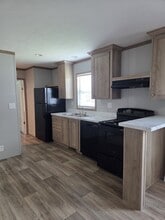 105 Lakisha Ct in Madison, NC - Building Photo - Building Photo