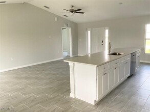 1708 NE 33rd Ln in Cape Coral, FL - Building Photo - Building Photo