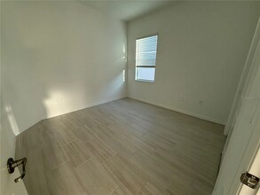 5543 Lightning Whelk Ln in Bradenton, FL - Foto de edificio - Building Photo