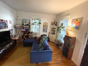 11 Spring St, Unit #4 in Oneonta, NY - Building Photo - Building Photo