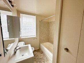 Cedonia Townhomes in Baltimore, MD - Building Photo - Interior Photo