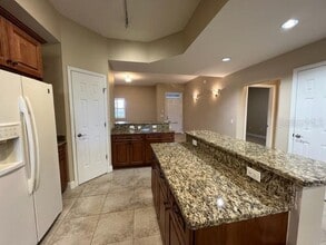 7710 Lake Vista Ct in Lakewood Ranch, FL - Building Photo - Building Photo