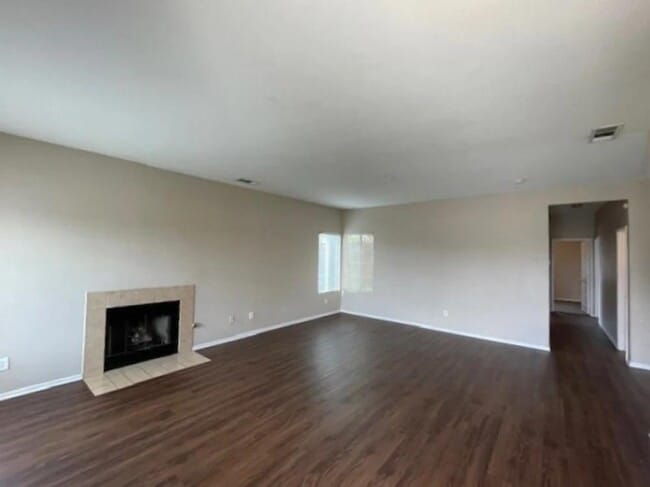 12812 Westbury Dr in Moreno Valley, CA - Building Photo - Building Photo