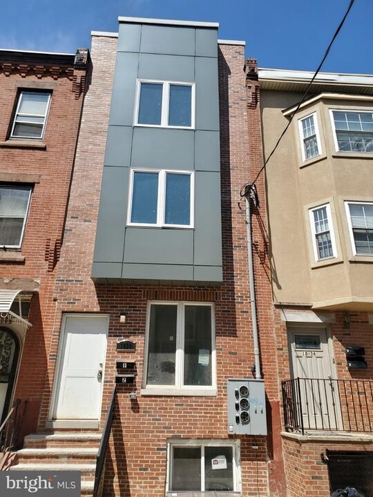 1834 N Bouvier St in Philadelphia, PA - Building Photo