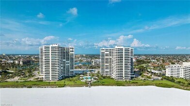 320 Seaview Ct in Marco Island, FL - Building Photo - Building Photo