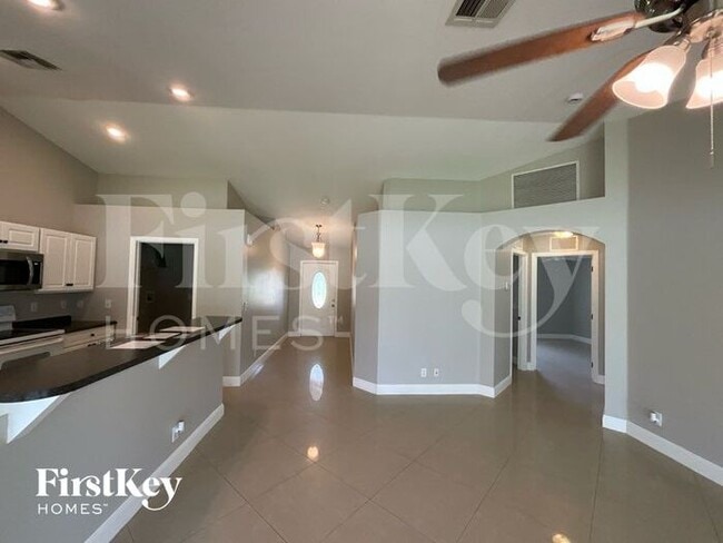 1301 SW 15th St in Cape Coral, FL - Building Photo - Building Photo