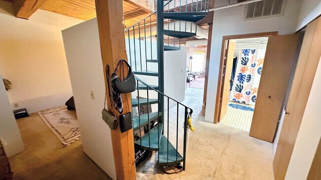 210 N 2nd St in Minneapolis, MN - Building Photo - Building Photo