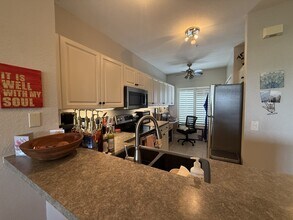 2160 Heron Lake Dr in Port Charlotte, FL - Building Photo - Building Photo