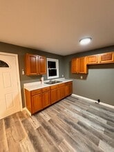 109 S Illinois Ave in Columbus, KS - Building Photo - Building Photo