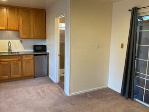 2633 Bal Harbor Ln in Hayward, CA - Building Photo - Building Photo