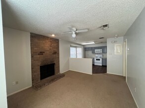 6314 Cambridge Dr in San Antonio, TX - Building Photo - Building Photo